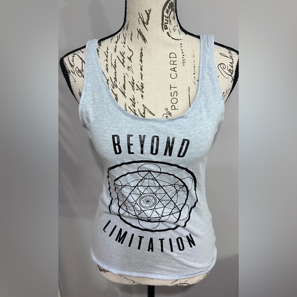 💙Beyond Limitation Tank Top - Light Blue - 💙 - Picture 4 of 8